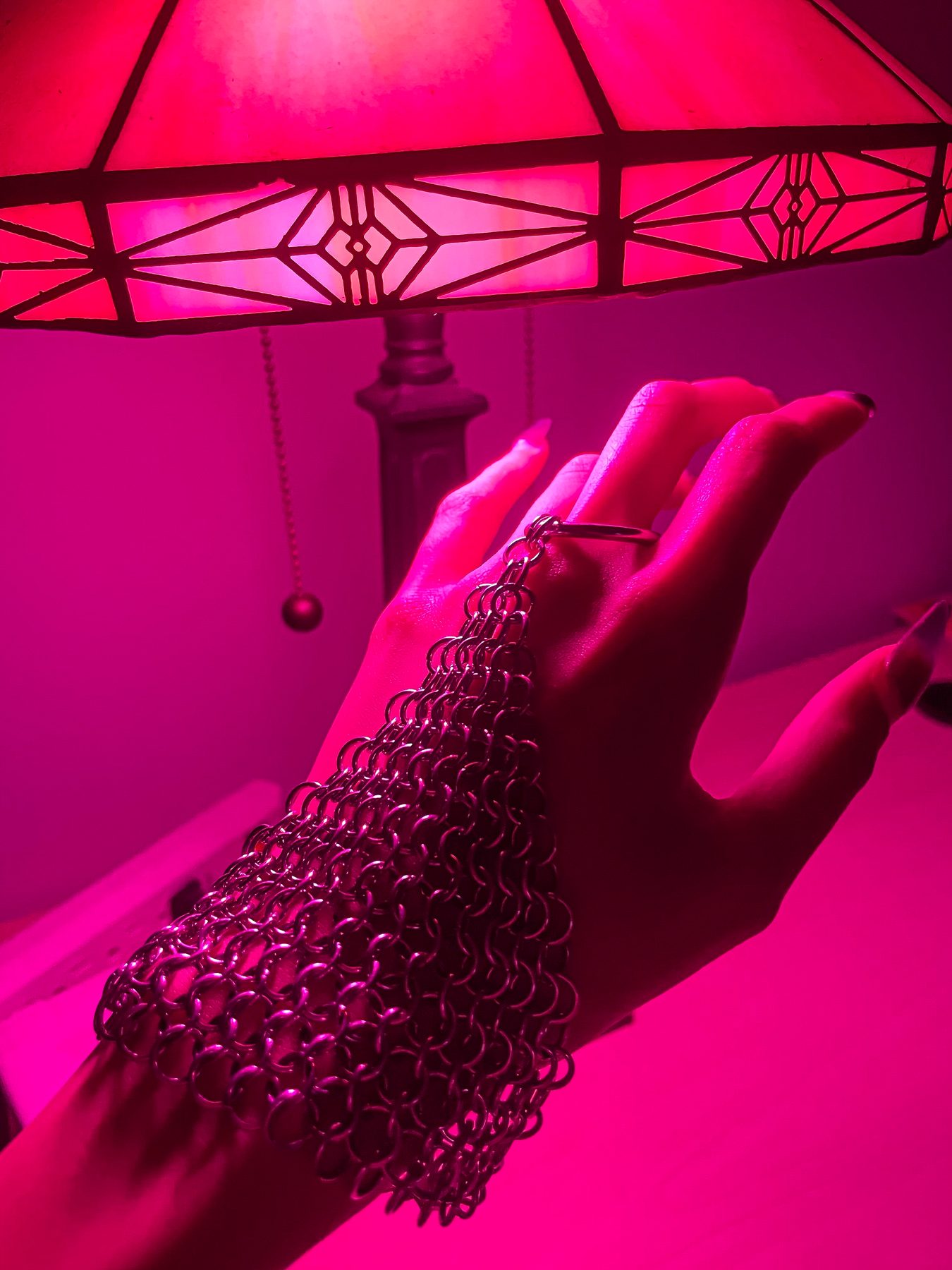 triangular bracelet/ring that covers hand